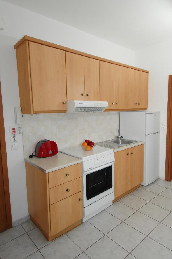 Alexis Studios And Apartments Agia Efimia Exteriör bild