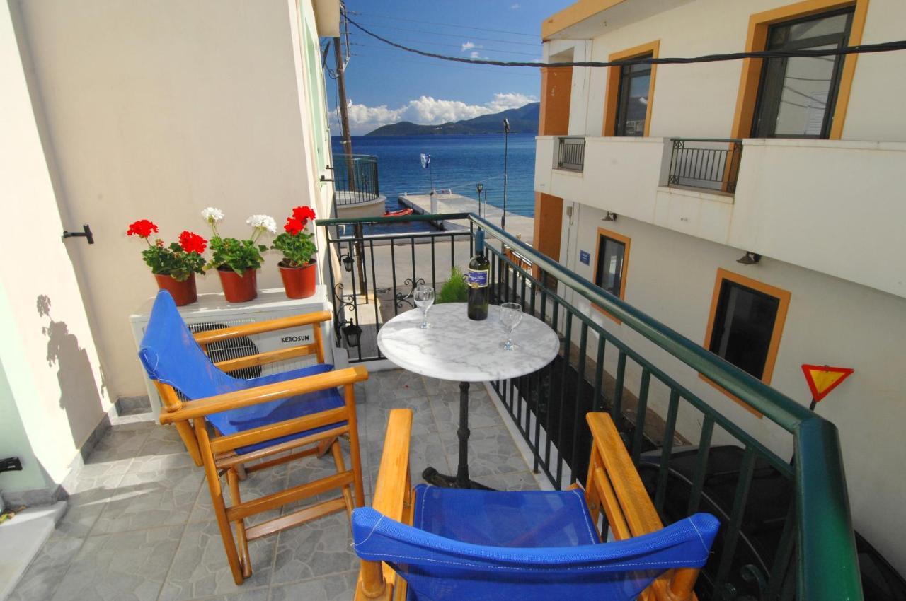 Alexis Studios And Apartments Agia Efimia Exteriör bild