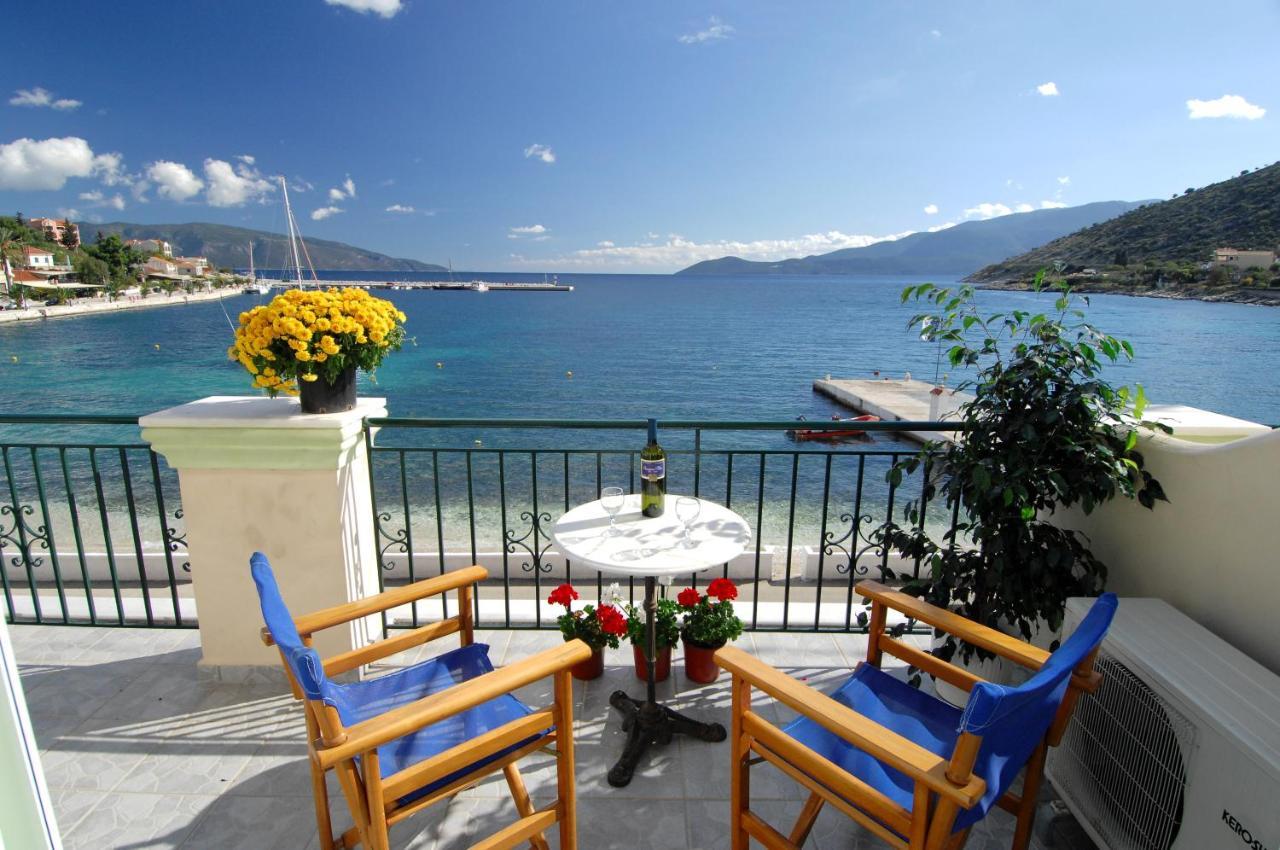 Alexis Studios And Apartments Agia Efimia Exteriör bild
